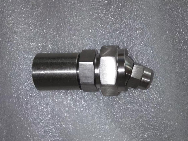 萬(wàn)向球接頭，調(diào)節(jié)噴嘴噴水方向